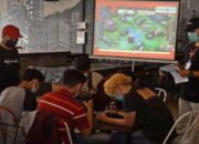 Gelar Tournament Mobile Legends 2021, Mahasiswa FIKOM Unitomo Kembangkan E-Sport di Jawa Timur
