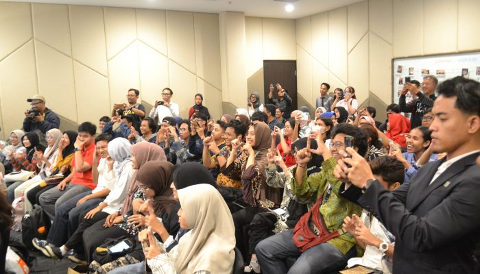 Mahasiswa Ilmu Komunikasi Unitomo gali empati lewat “Silent Journey” di Hari Disabilitas Internasional