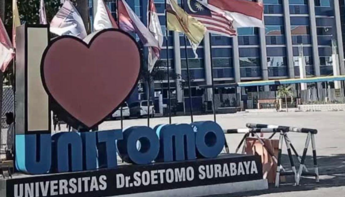 Unitomo Dorong Mahasiswa Aktif Berorganisasi dan Berkarya melalui Kegiatan Kemahasiswaan
