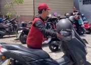 Pak Pilin: Juru Parkir yang Jadi “Kang Parkir Terbaik” di Surabaya
