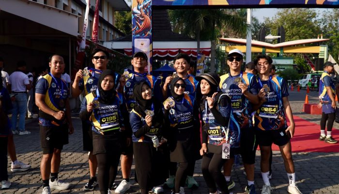 Semarak Dies Natalis ke-45, Unitomo Friendship Run 2026 Usung Semangat “Mlayu Bareng, Sehat Bareng”